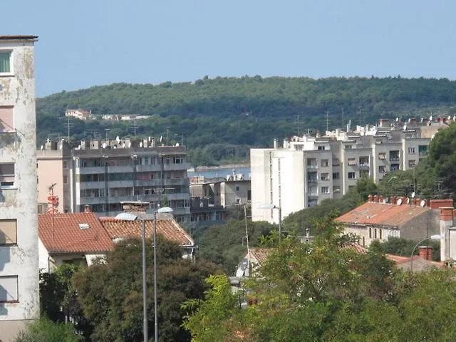 Apartment Pula Center - Near The Central Bus Station